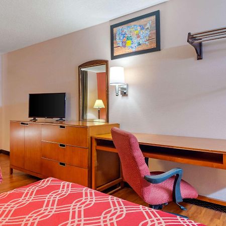 Econo Lodge Decatur Esterno foto