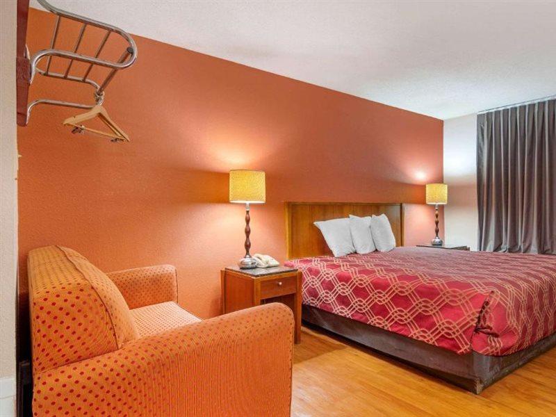 Econo Lodge Decatur Esterno foto