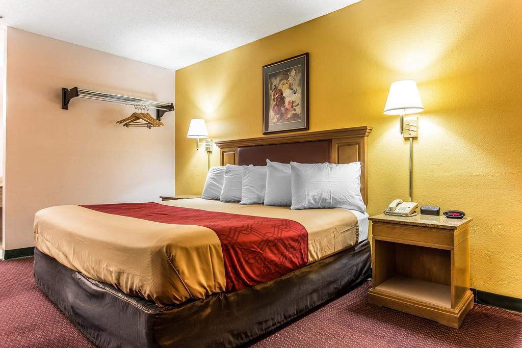Econo Lodge Decatur Esterno foto