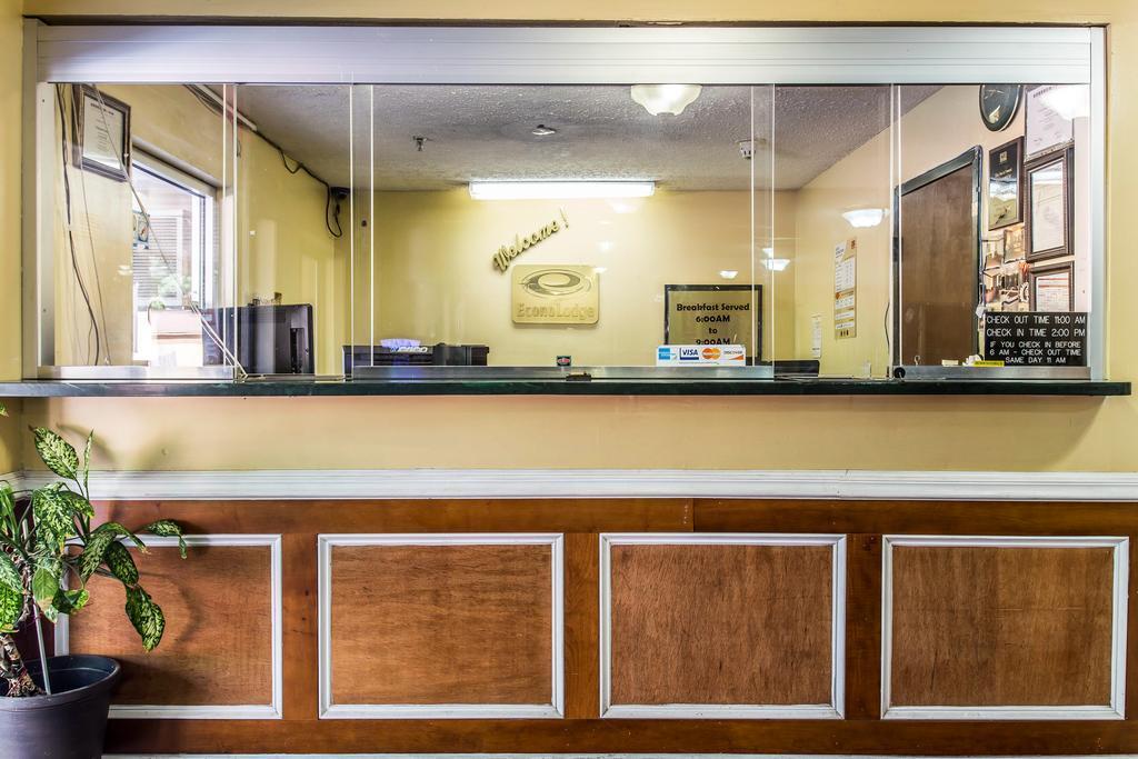 Econo Lodge Decatur Esterno foto
