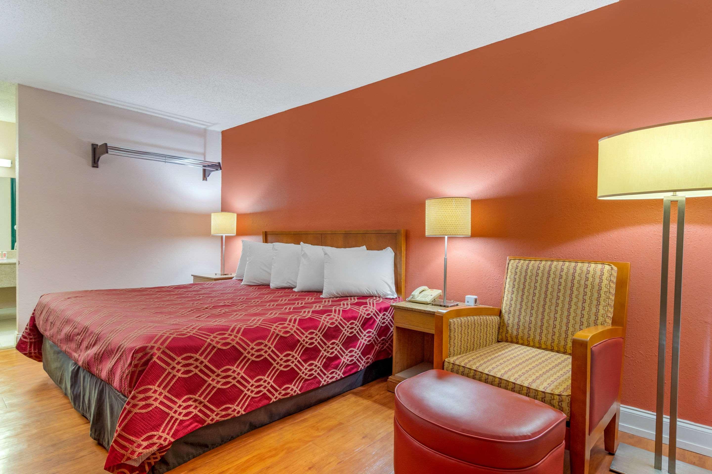 Econo Lodge Decatur Esterno foto